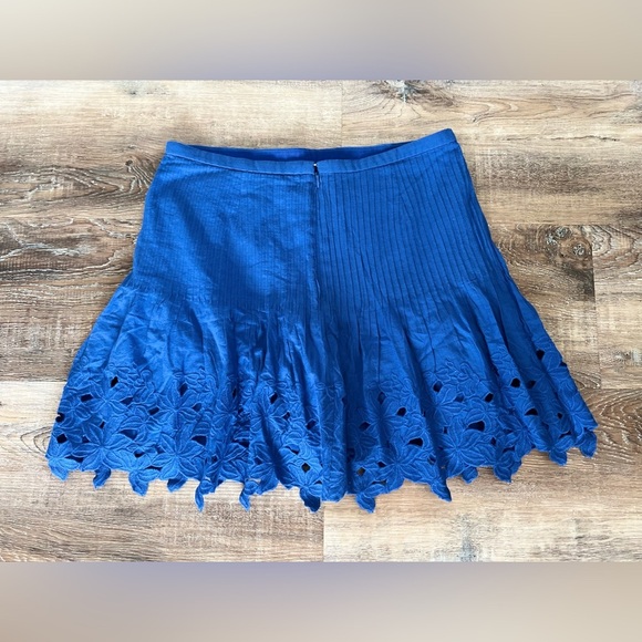 Jcrew eyelet floral skirt NWT - Picture 3 of 3